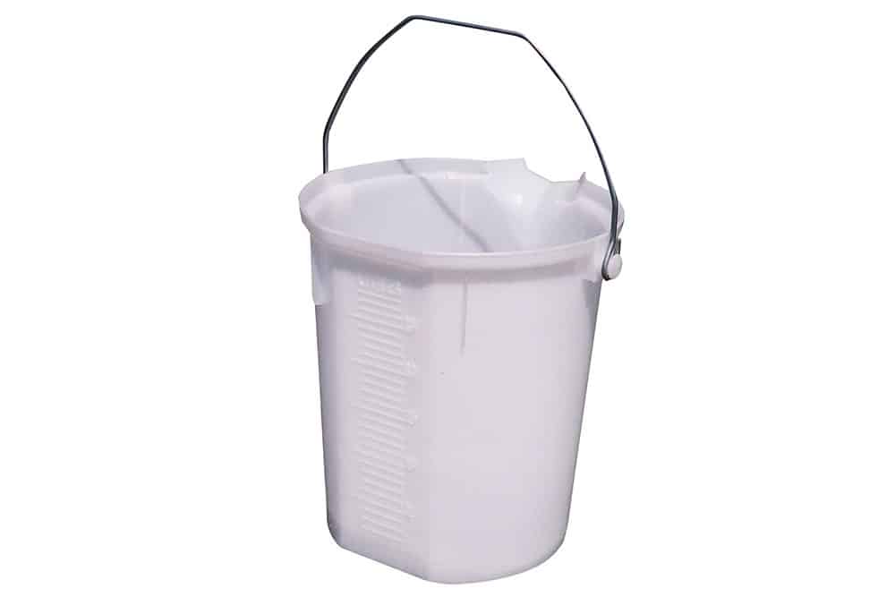 25 litre chemical measuring bucket Trans Tank® International (TTi)